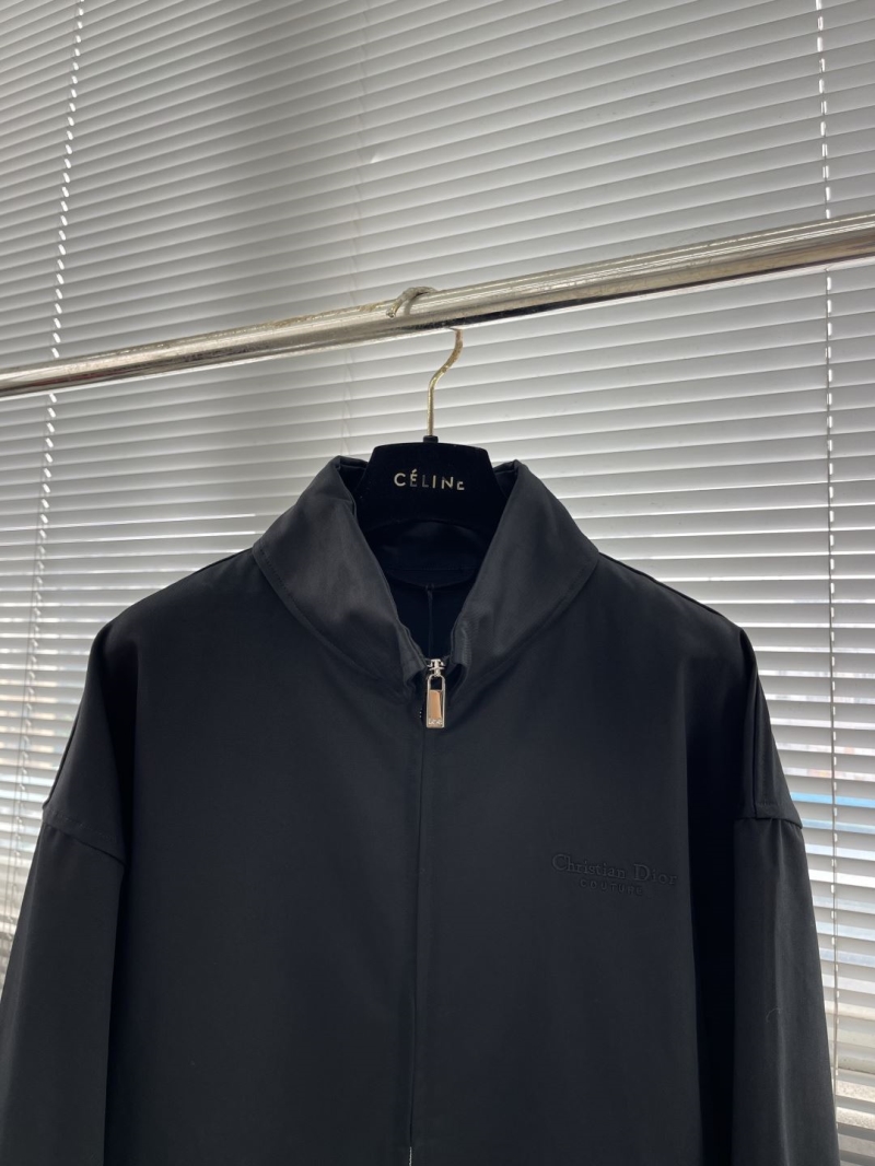 chr1st1an D10r outwear